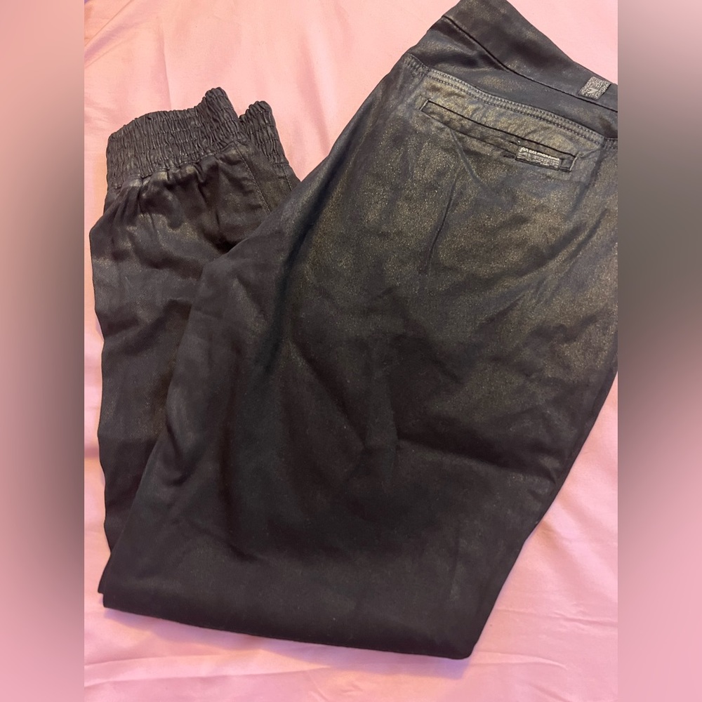 7 for mankind black   size 29 81% lycocel 16% cotton 2% spandex